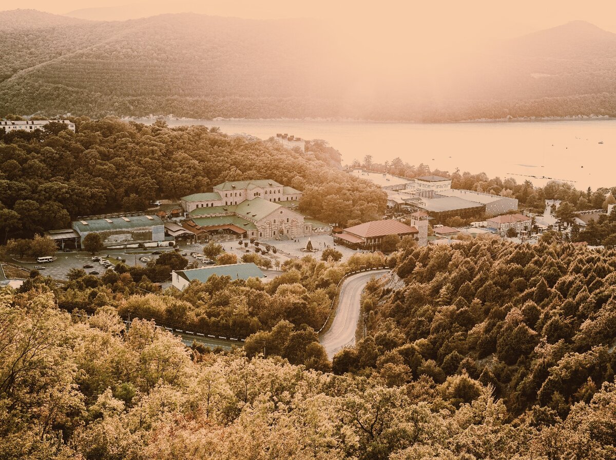 Абрау-Дюрсо