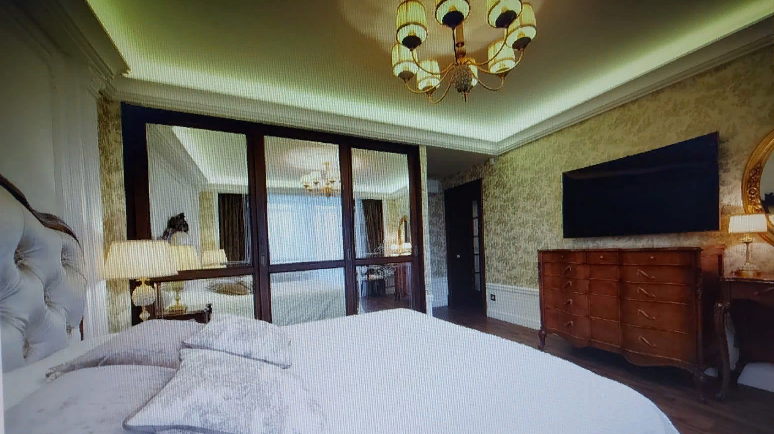 Тканевый натяжной потолок в спальне