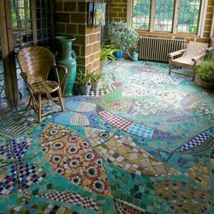 Мозаика на балконе на полу - 90 фото