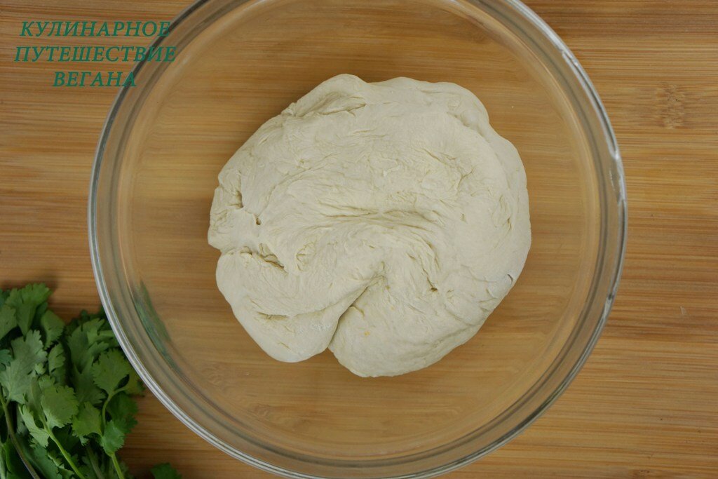 Готовим тесто для пиццы