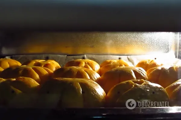 Булочки в форме тыквы