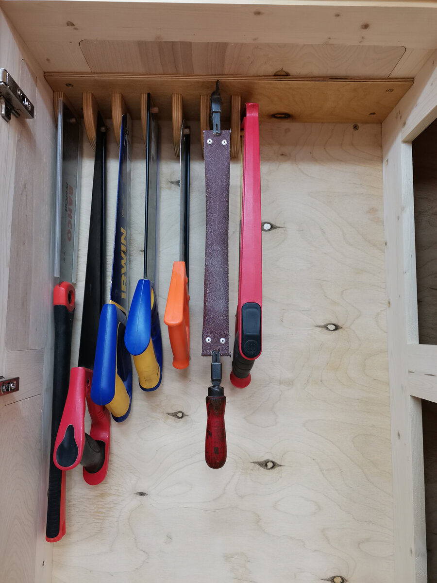 Пил пока не много, есть место для расширения.