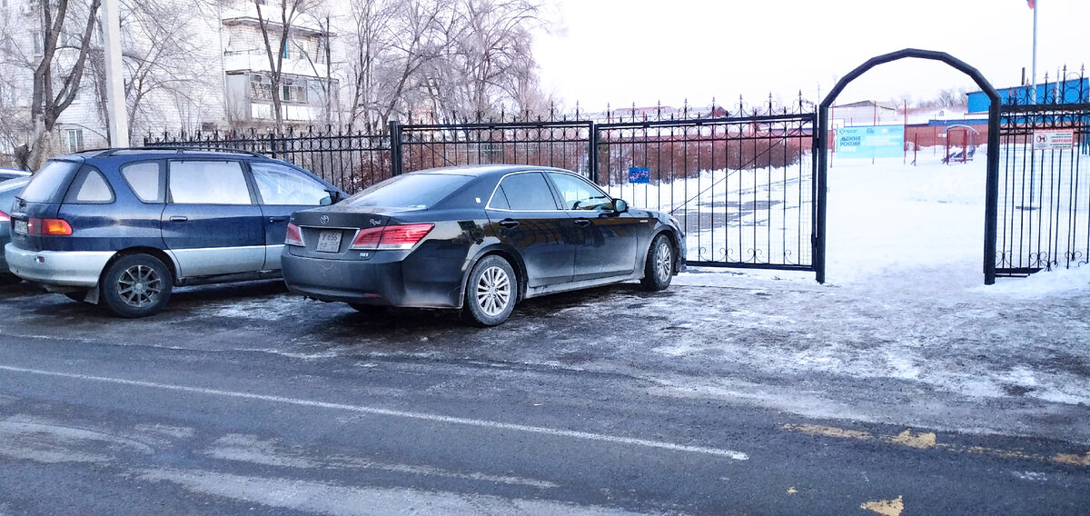 Автомобиль не так часто встречается даже в нашем городе, но хочется отметить что из толпы он выделяется всегда.