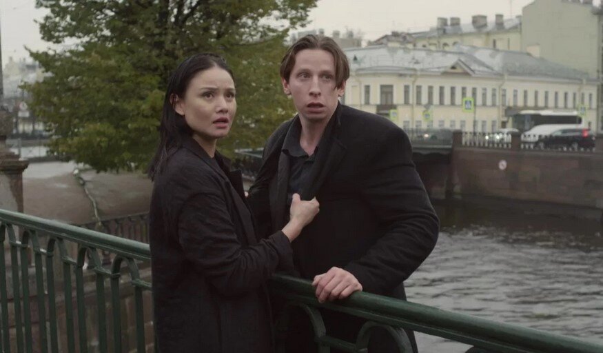 кадр из сериала "Бедные люди"