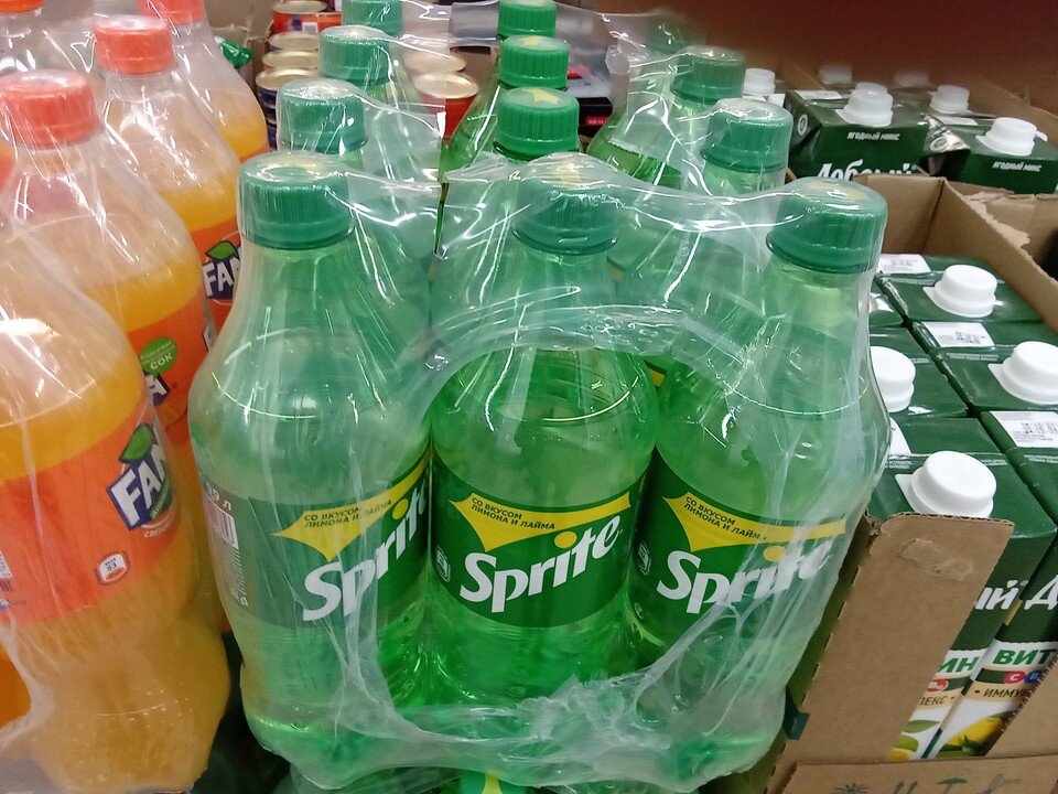     Напитки Sprite не будут продавать в зеленых бутылках из-за неэкологичности  GLOBAL LOOK PRESS