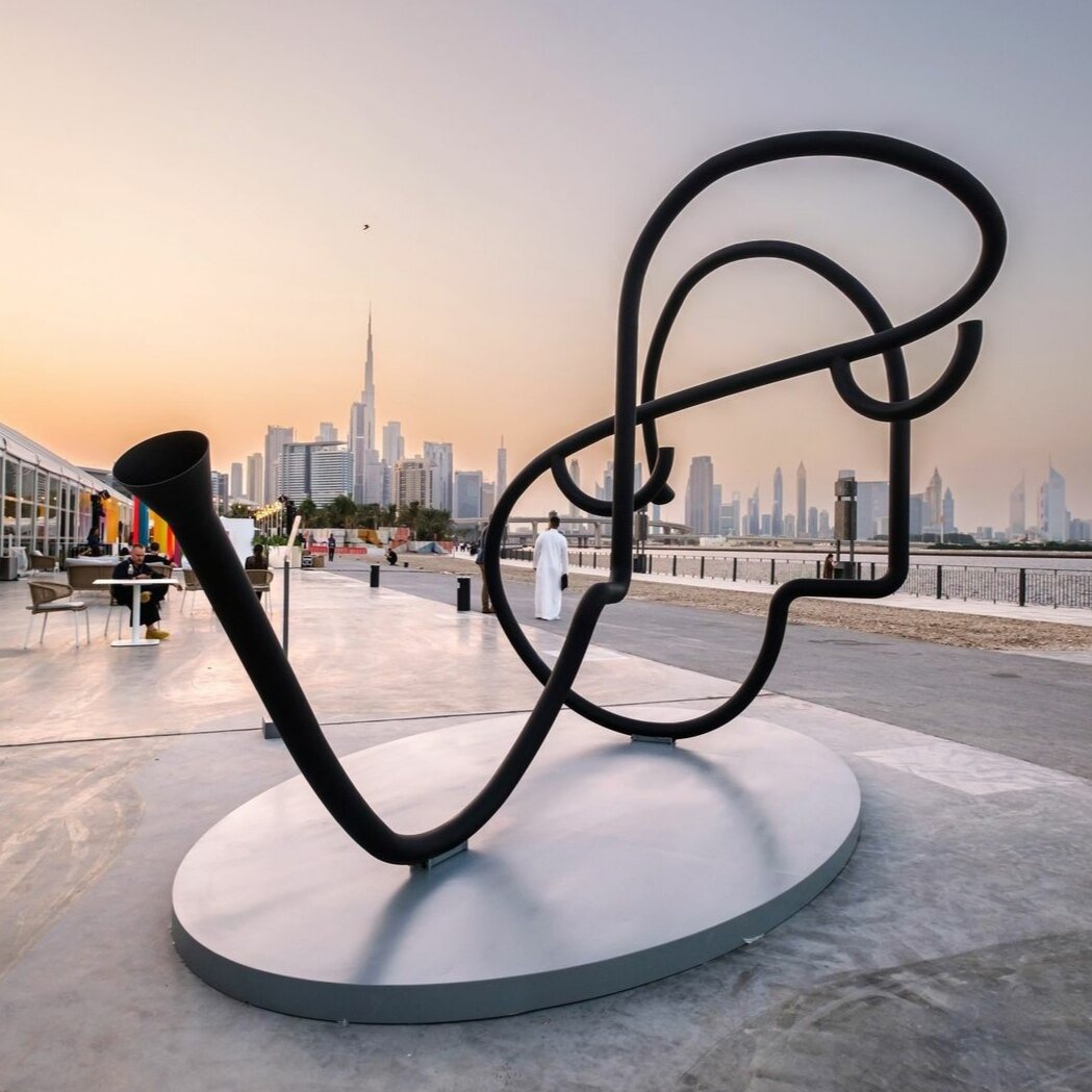 * фото из аккаунт instagram @downtowndesignd