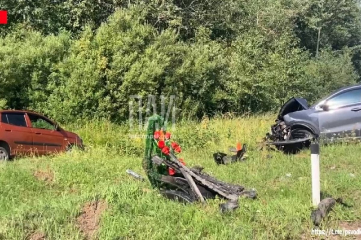    Две машины вылетели в кювет в Невельском районе, один водитель ранен