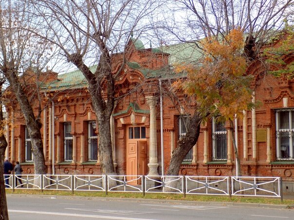 Первая майкопская почта, ул. Первомайская, 240