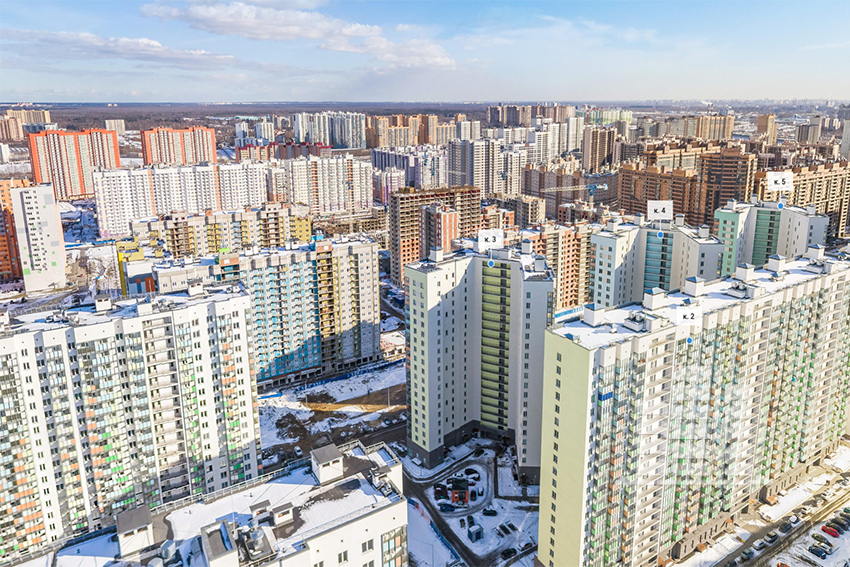 Мурино. Аэросъемка Новострой-СПб:  ЖК «Краски лета» и окрестности, 27 марта 2019 г.