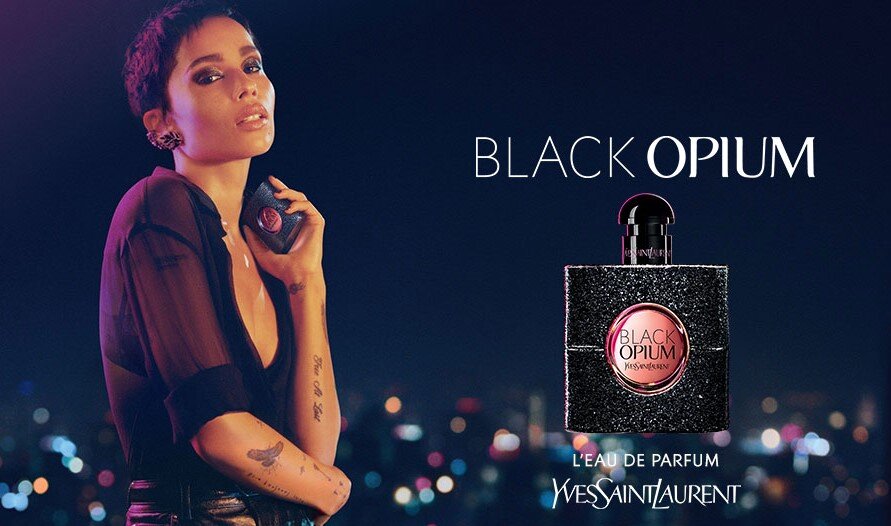 Laurent black. Ив сен Лоран духи опиум реклама. Блэк опиум духи реклама. Black Opium Yves Saint Laurent реклама. YSL Black Opium реклама.