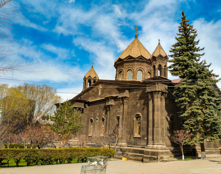 Храм Богородицы семь ран