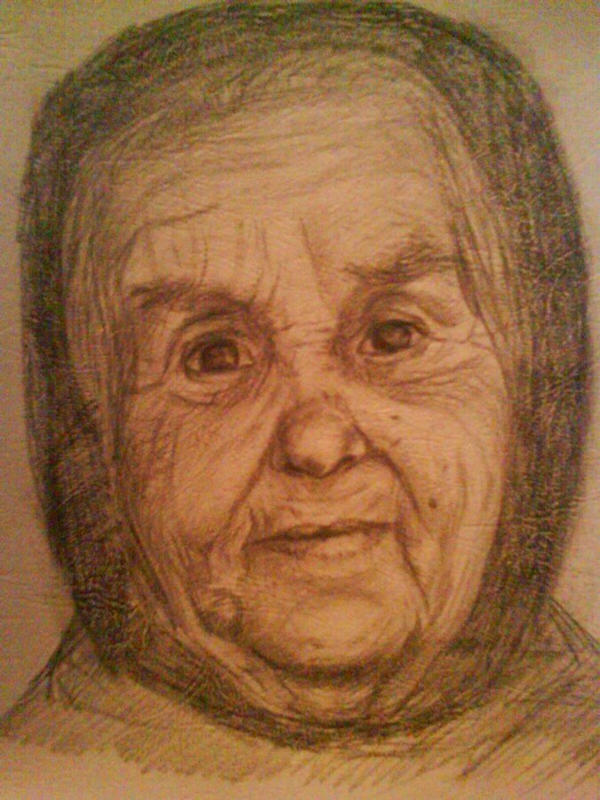 Бабушка карандашом легко