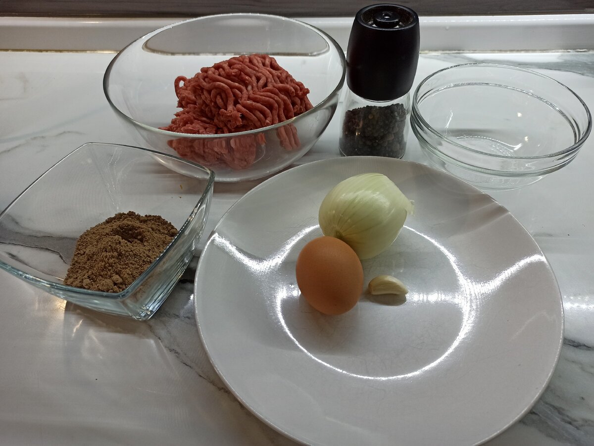 В составе простые продукты. Их можно найти в любом супермаркете.