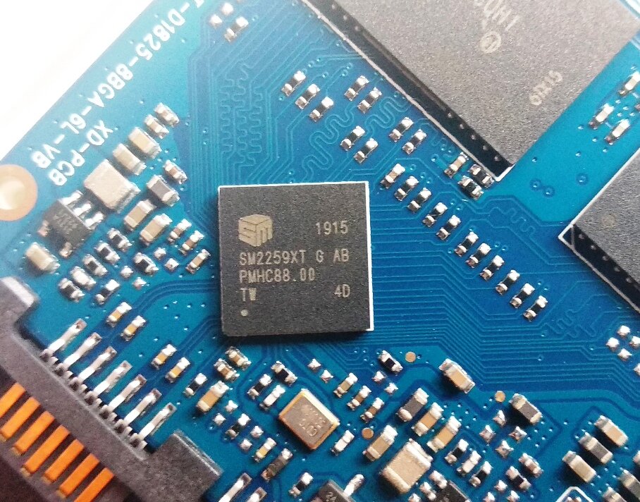 Чип памяти ssd. Sm2259xt контроллер. Sm2258xt SSD. Silicon Motion sm2259xt. Sm2259xt.