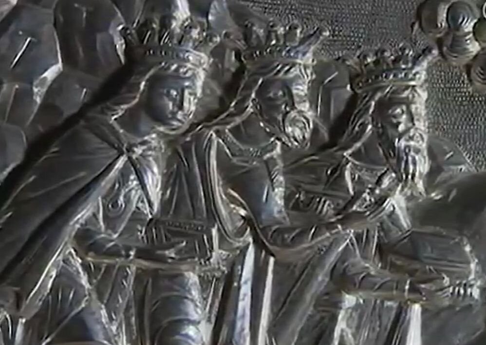 Волхвы с дарами