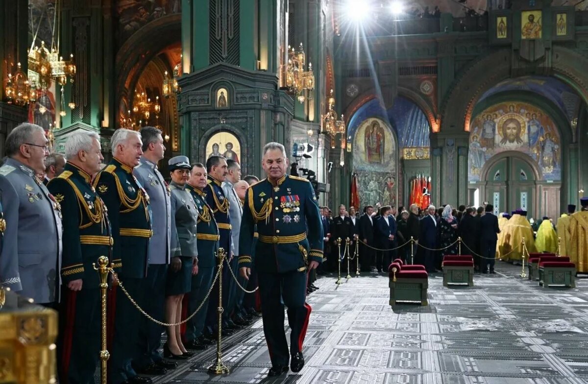 Масон Шойгу на открытии "храма"