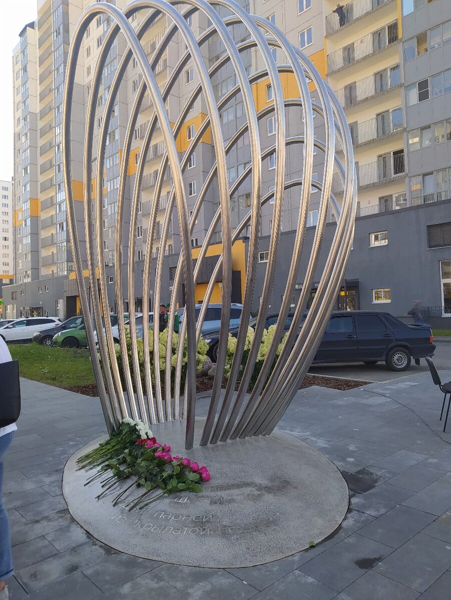 Бульвар вадима чугунова новогорелово. Новогорелово бульвар десантника вадима чугунова 10/6. Новогорелово питер. Бульвар чугунова. Бульвар чугунова.