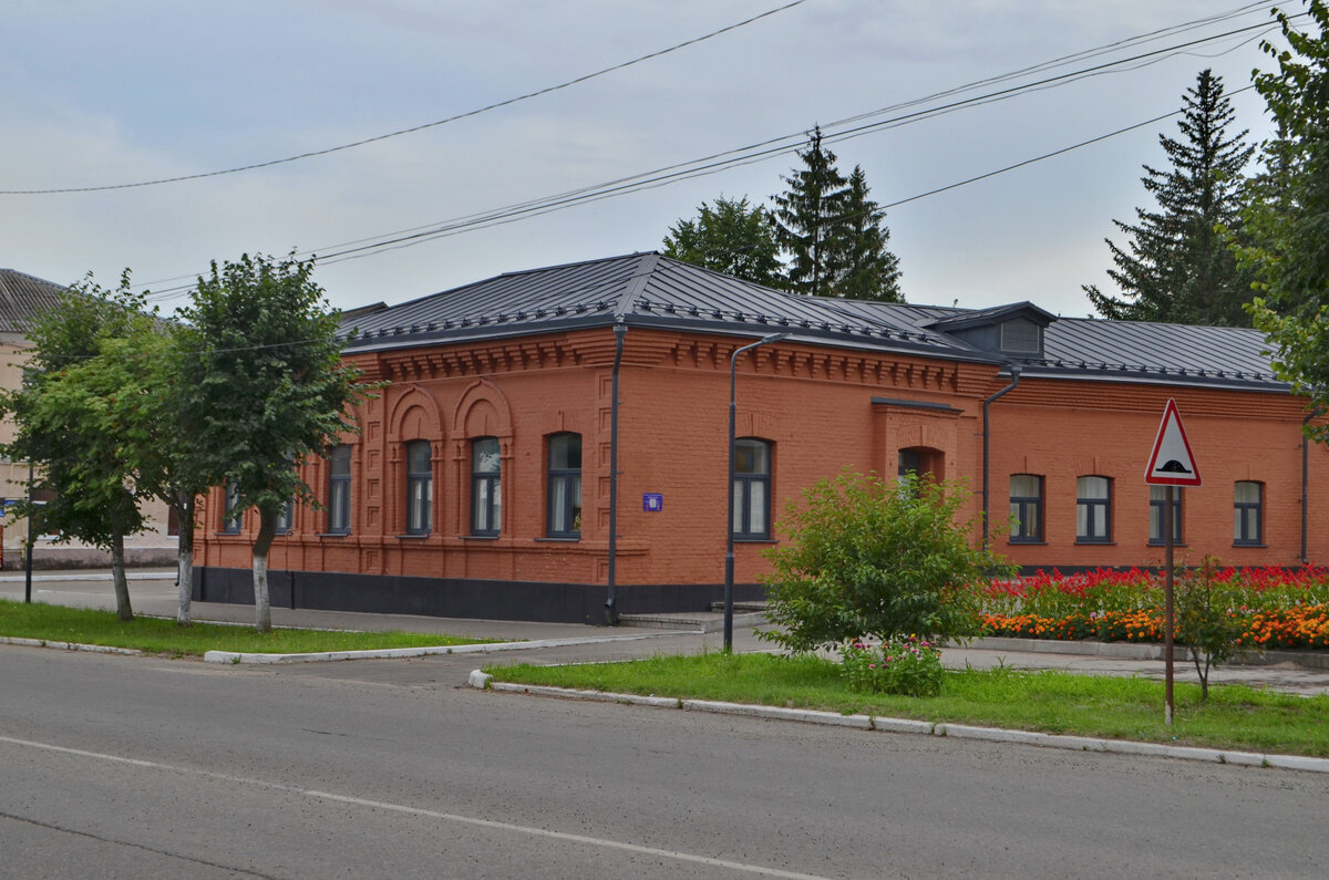 Одоев город музей. Церковь Николая Чудотворца на Ржавце, Тула. Воронцовский дом 23 двор