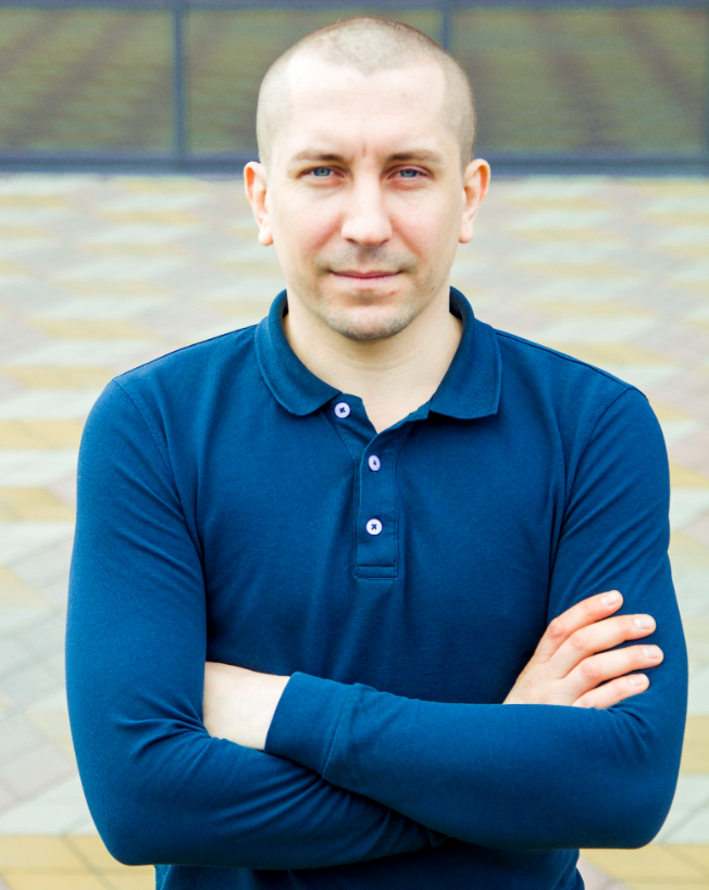 Денис Иванин