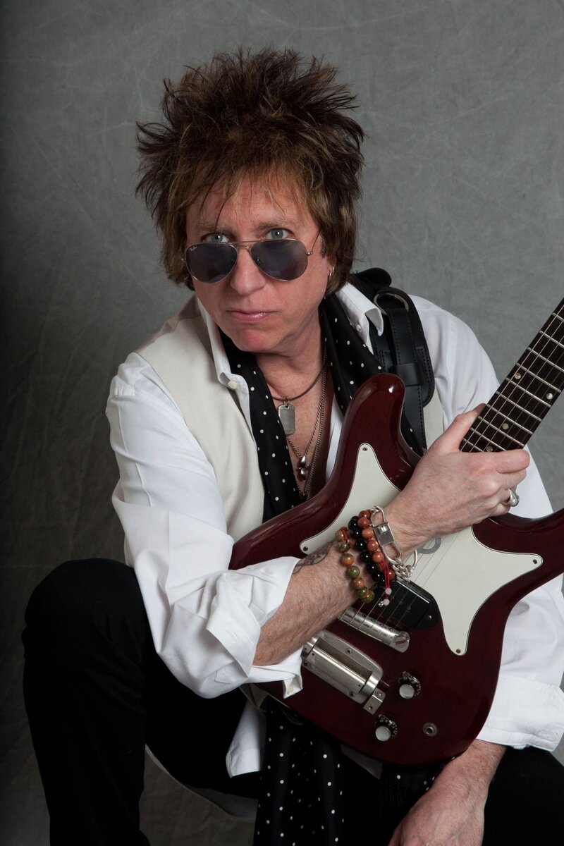 Ricky Byrd  
