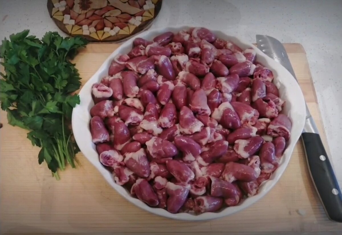Сваренные куриные сердечки. Приготовить куриные сердечки. Блюда с куриными сердечками. Куриные сердечки на сковороде. Куриные сердечки без жира.