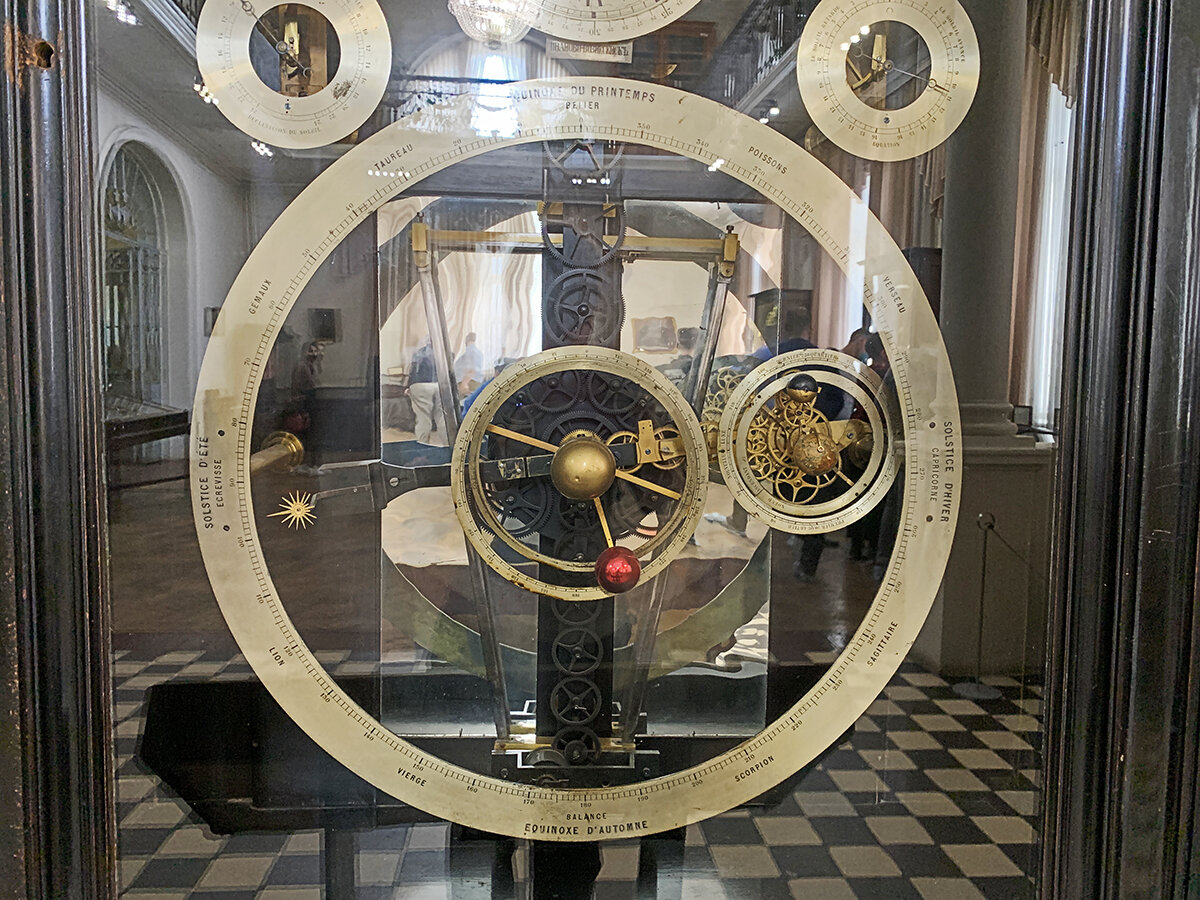 Механизм всемирных вселенских часов, фото автора