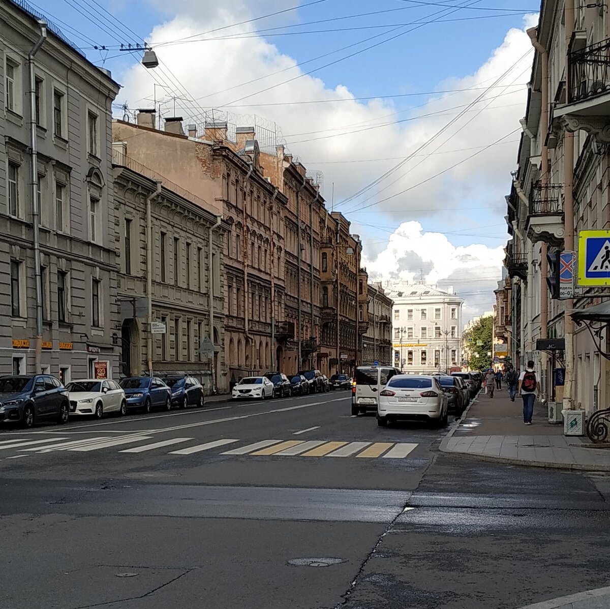 Вид на Разъезжую улицу