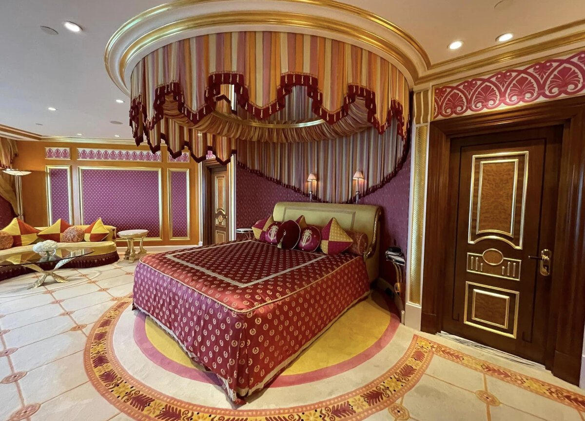 Как выглядит семизвездочный отель в Дубае, на отделку которого ушло 100 ...