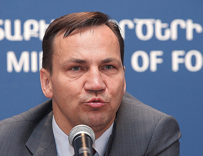 Р.Сикорский