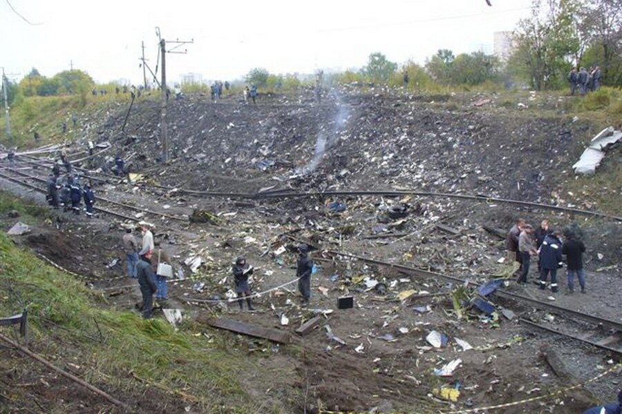 6 сентября 2008 года. Катастрофа Boeing 737 в Перми. Катастрофа в Перми 2008 Боинг. Авиакатастрофа Боинг 737 Пермь 2008. Авиакатастрофа в Перми 14 сентября 2008.