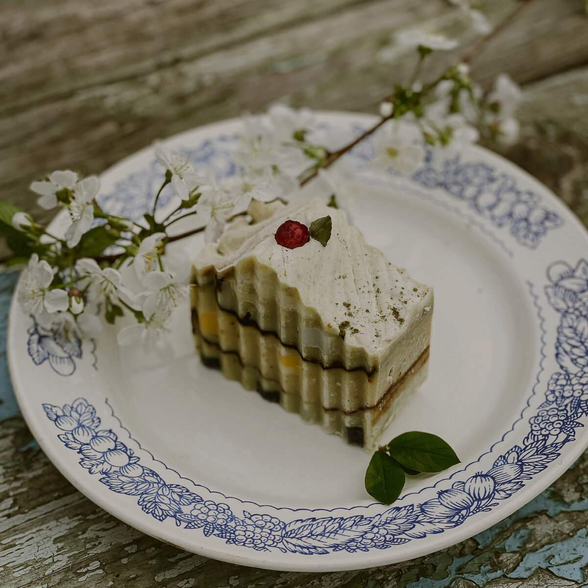 Мыло с нуля с маслом ши и порошком дерева ним