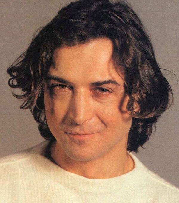 Александр Лазарев