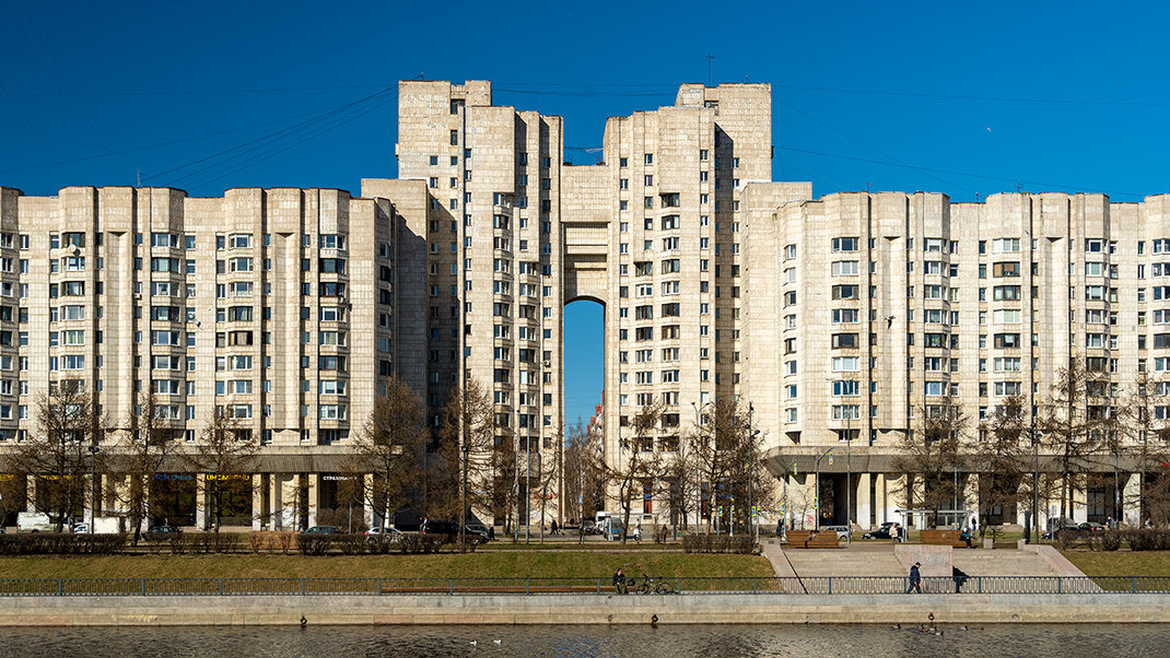 Санкт петербург новосмоленская набережная