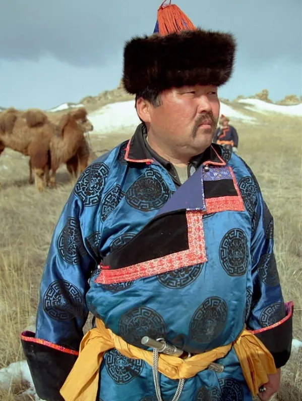 Монгольские усы. Тэрлиг Бурятский. Буряты оюнарод. Бурятский национальный костюм джидинских бурят мужской. Тэрлиг Бурятский мужской