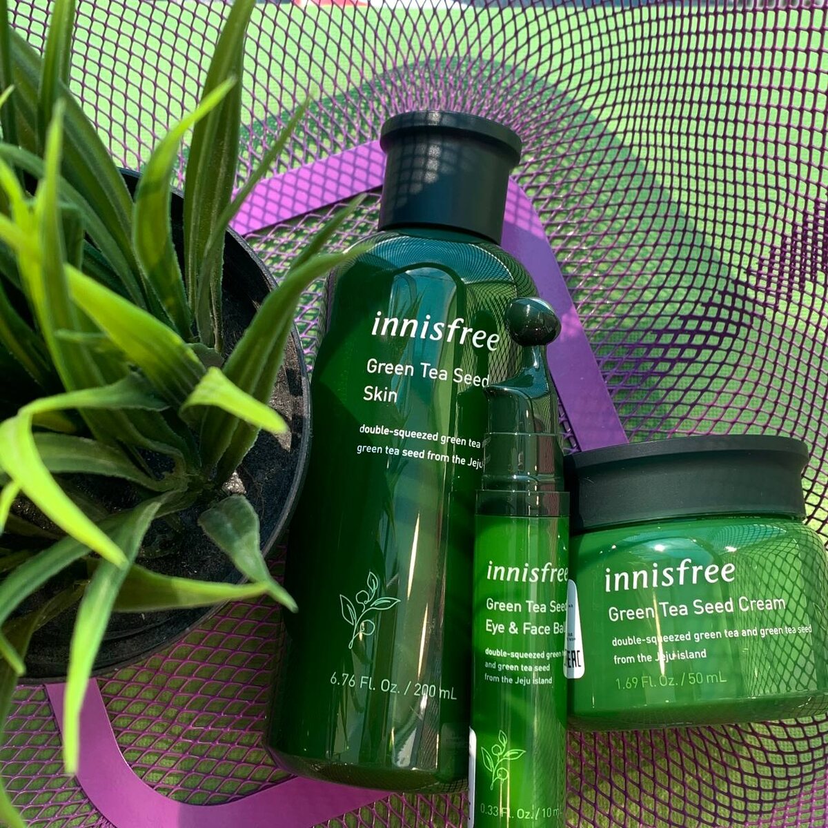Пример увлажняющей программы ухода. Корейский бренд "Innisfree".