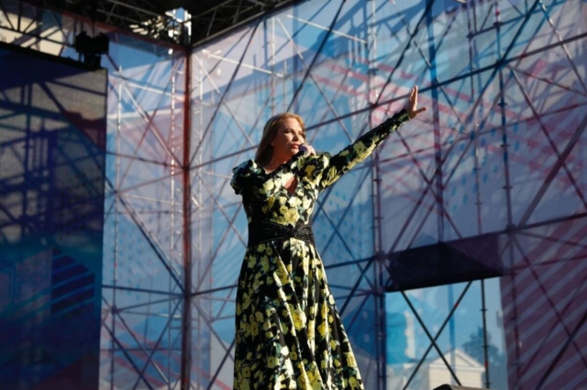    Накануне в Тюмени прошел концерт к 78-летию региона