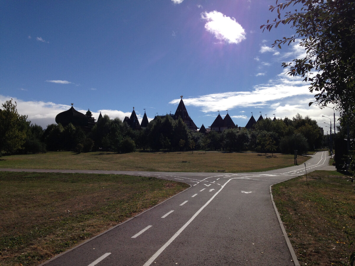 Панорама дворца. Фото автора.