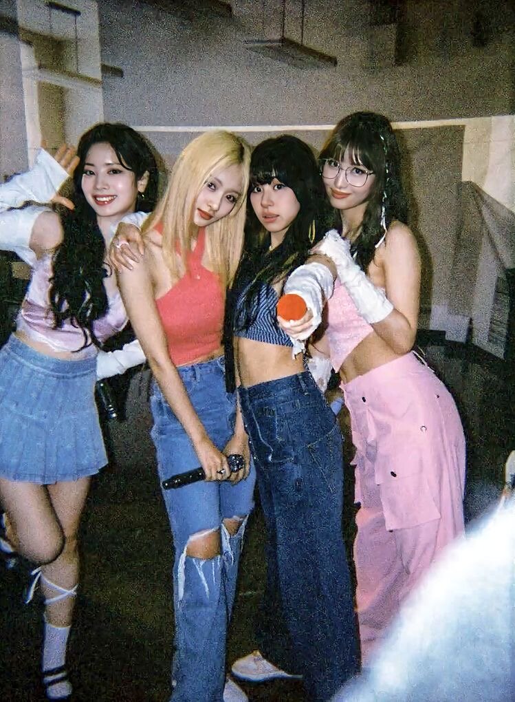 TWICE 