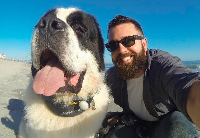 Трогательные фотографии собак и их хозяев: начало дружбы и через много лет