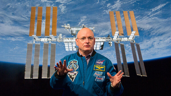 Коллаж © LIFE. Фото © ТАСС / Zuma, © NASA