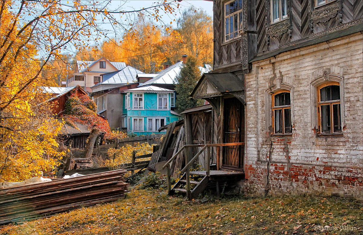 Почему начали «загибаться» маленькие городки и поселки! Мигранты, мало  работы и нет развитости | Российский Юридический Портал | Дзен