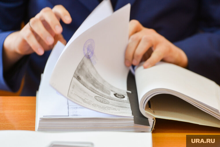    Роман Хайдаршин отказался завести уголовное дело на мужчину, который, по словам бывшей девушки, заразил ее ВИЧ