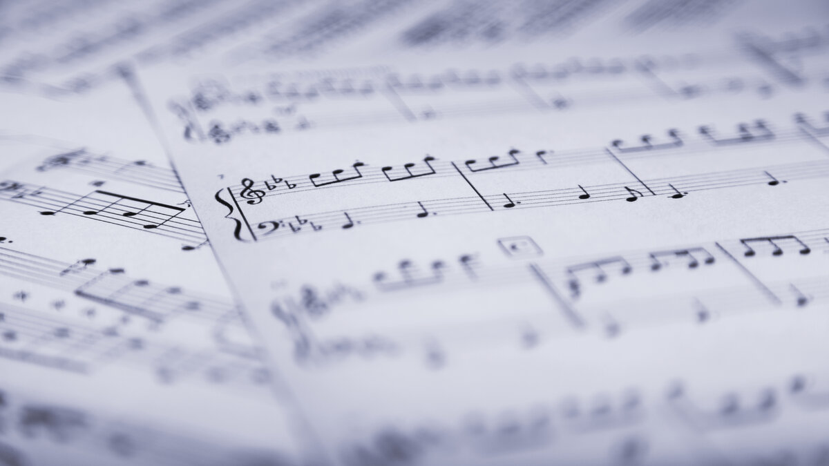 2. Music фото создан freepik - ru.freepik.com