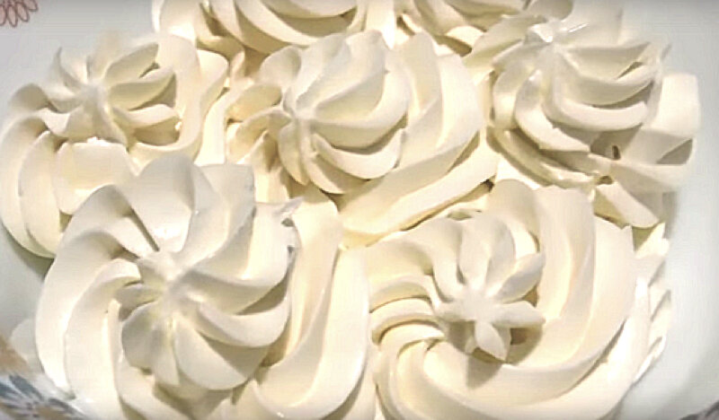 крем шарлотт отлично держит форму