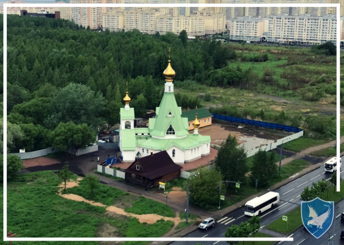 Южно приморский храм. Храм на доблести. Церковь на доблести 24 у парка. Приход Покрова Божией матери в Южно-Приморском парке. Храм Южно Приморский парк