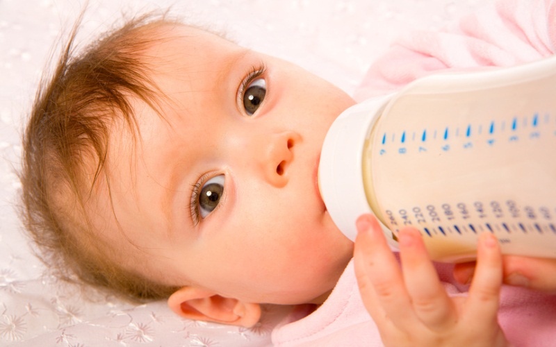 Детская (молочная) смесь — заменитель грудного молока, производимый с соблюдением соответствующих стандартов Codex Alimentarius для удовлетворения нормальных потребностей в питании младенцев в...