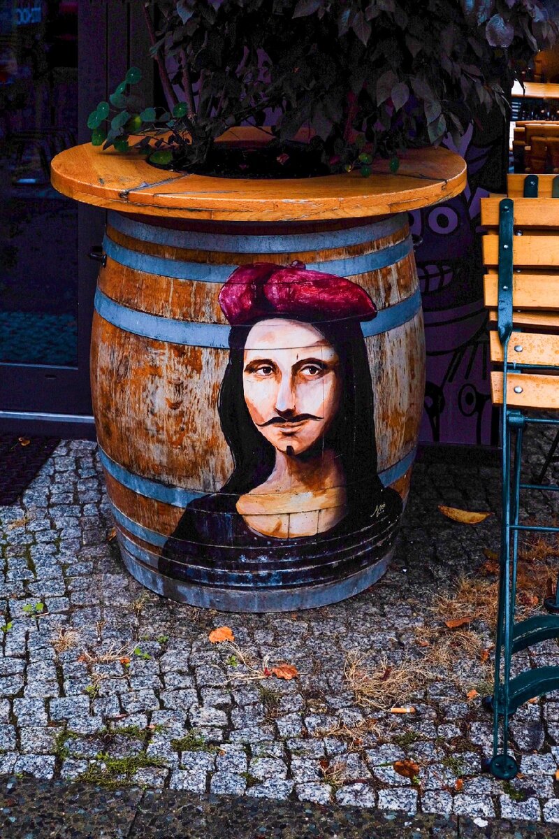 An artist cannot fail, it`s a success just to be one. (c) #rathausstraße 