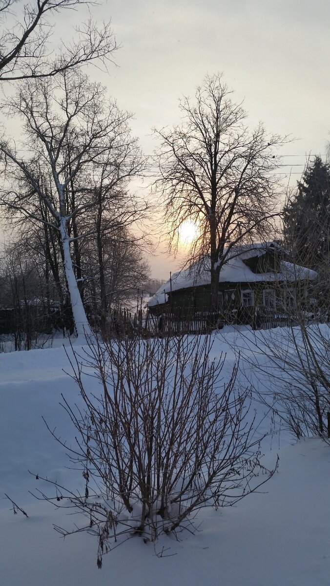 Вот такой пейзаж у меня из окна