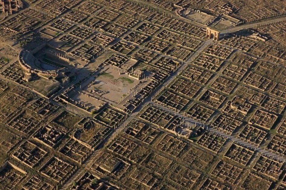 Тимгад - откуда взялся настоящий древнеримский город в алжирской пустыне