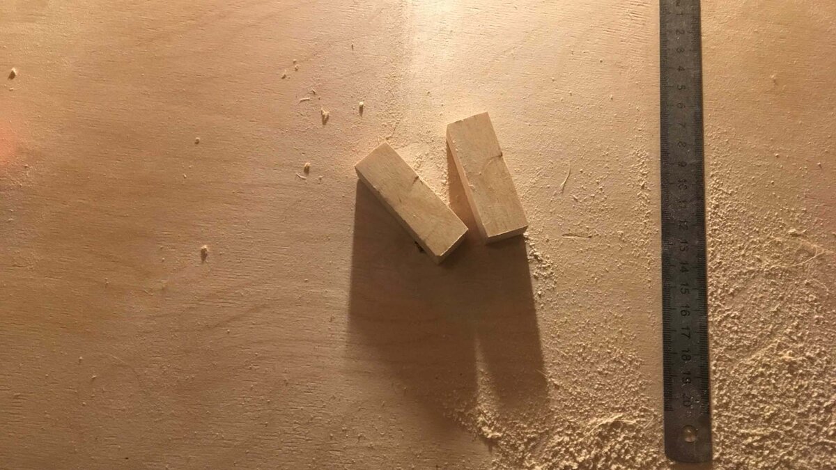 Плашки для основы рейстмуса